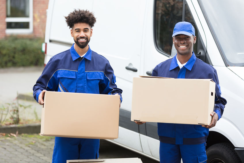 6 Reasons You Should Always Hire a Moving Company