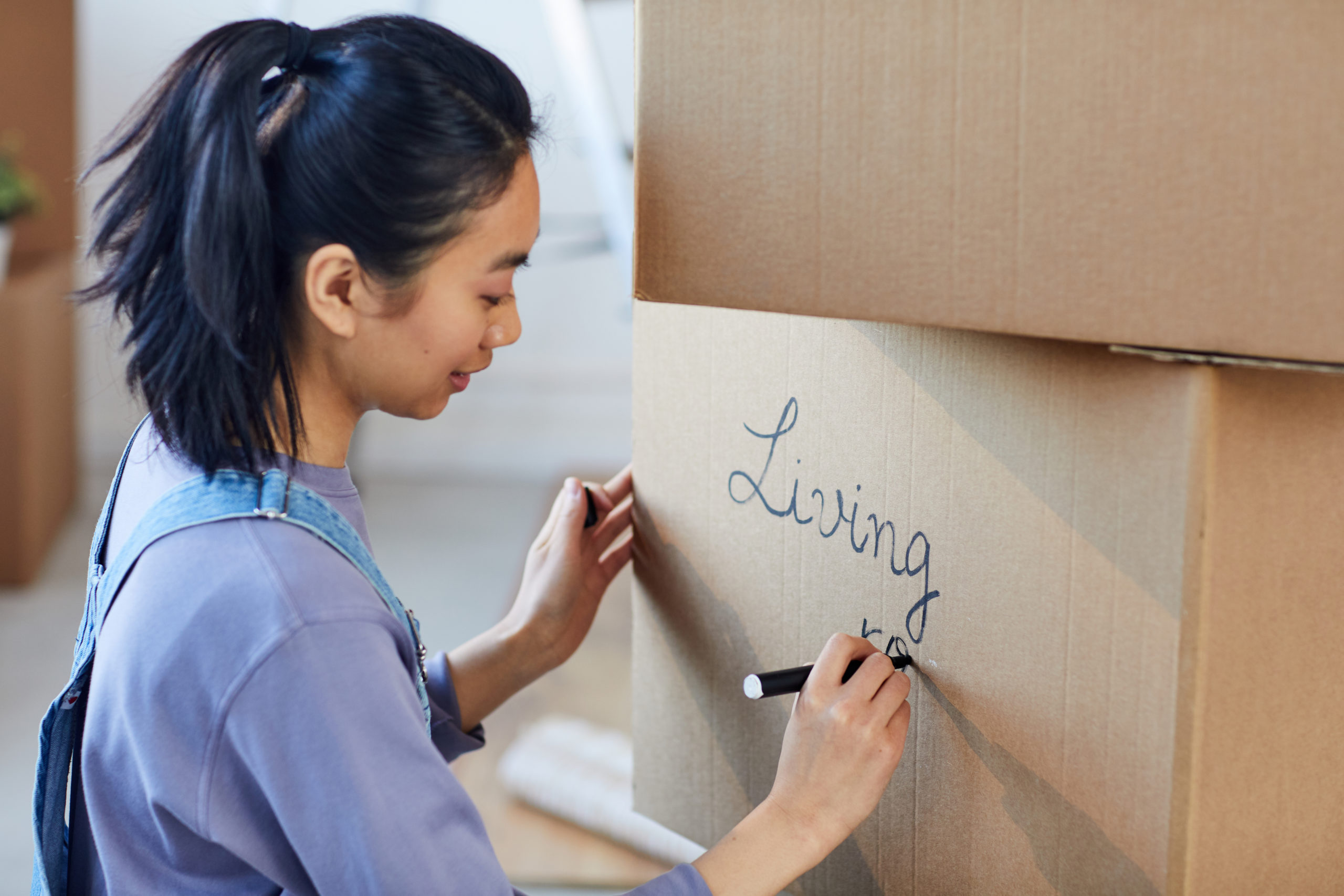 How to Label Moving Boxes: Read and Write With Care