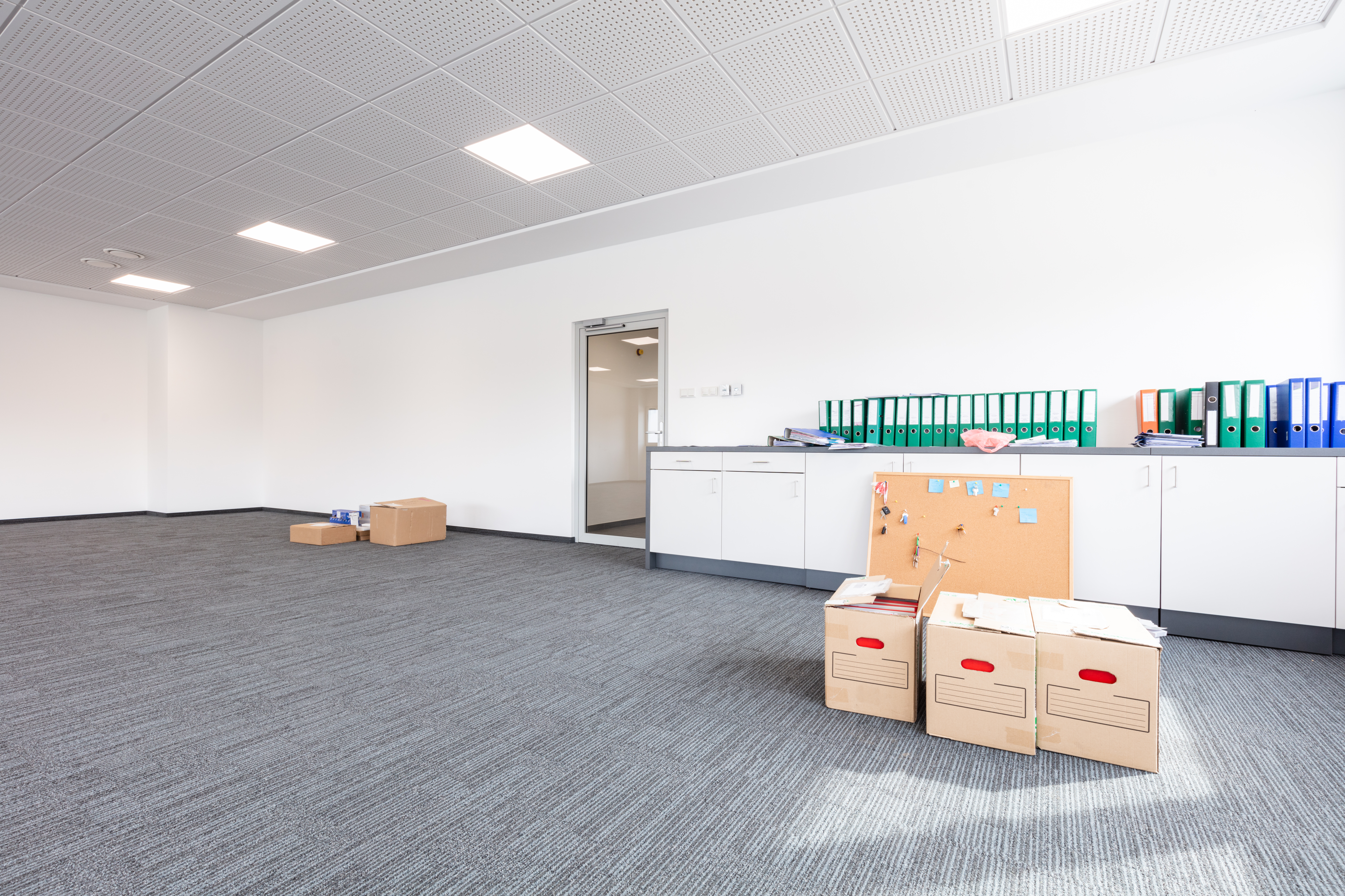 Office Moving Checklist: Timeline to Moving to a New Office Space